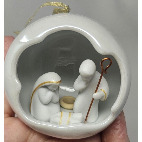 Apple Tree Designs Holy Nativity Scene Porcelain White & Gold Lighted Ornament - Picture 2 of 10